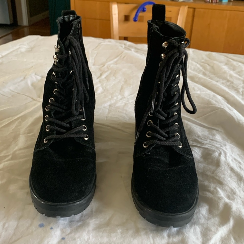 Steve Madden boots